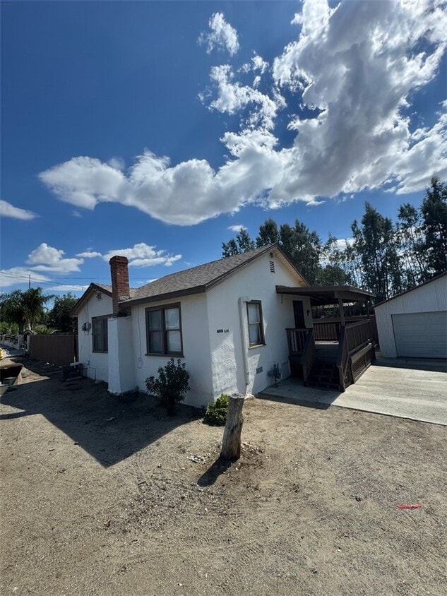 Primary Photo - 29747 12th St