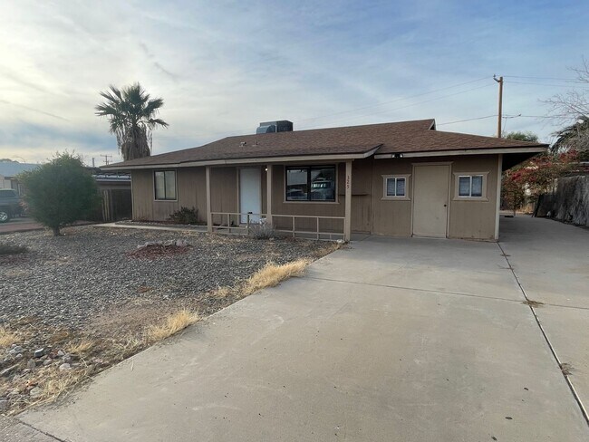 Foto del edificio - 2 Bed 2.5 Bath Single Level Home In Morris...