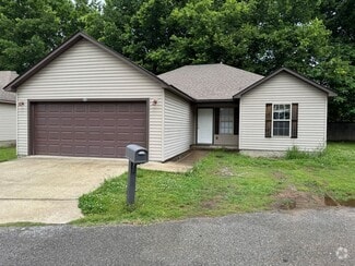 Building Photo - 45 Southstone Dr