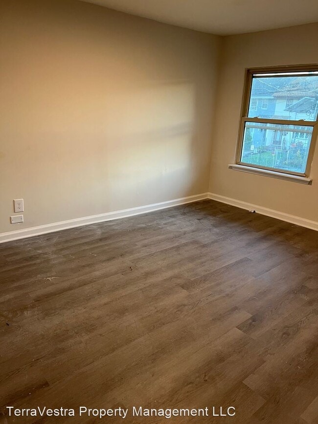 Building Photo - 3 br, 1 bath House - 919 Alcyon Drive