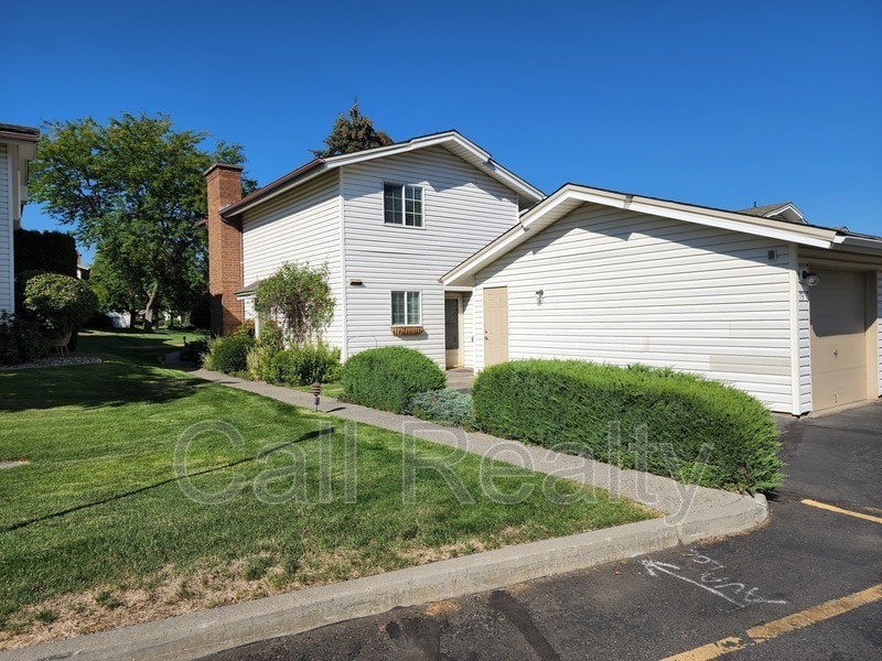 7878 N Wilding Dr, Spokane, WA 99208 Townhouse for Rent in Spokane