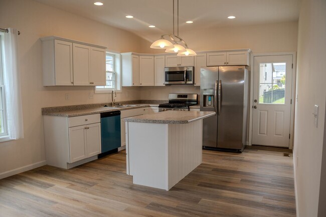 Foto del edificio - 3 BR / 2 Bathroom BRAND NEW Construction in Washington, IL
