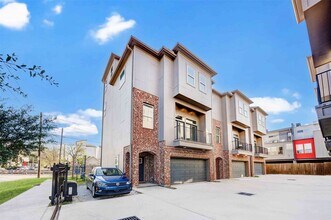 Building Photo - 1605 Colorado St