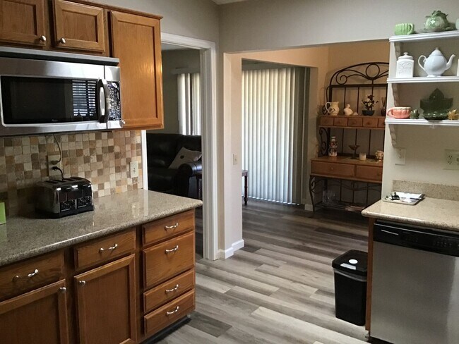 Building Photo - Charming 2BR House in Sun City West
