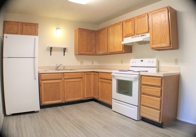 Foto del edificio - Large 2 bedroom 1 bathroom in the heart of...