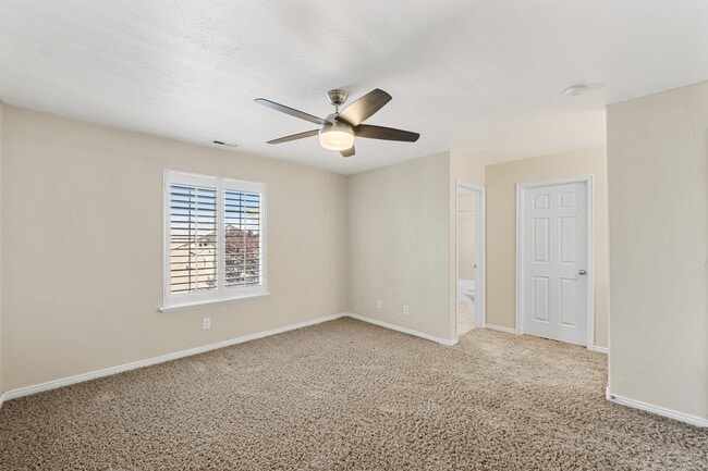 Photo - 10483 Sage Vista Way (South Jordan, UT) House