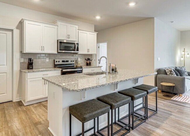 Foto del edificio - 1281 37th Ave Lane NE