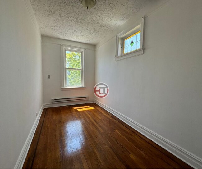 Building Photo - 3143 Sands Pl