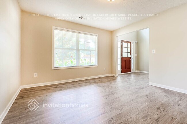 Foto del edificio - 260 Glen Echo Dr