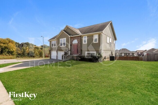 Building Photo - 5401 Crysler Ave
