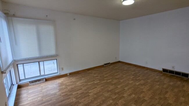 Foto del edificio - Welcome to this charming 3-bedroom, 1-bath...