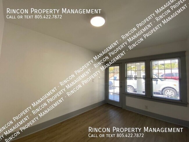 Building Photo - **NEWLY REMODELED* Downtown Ventura 1 Bed/...