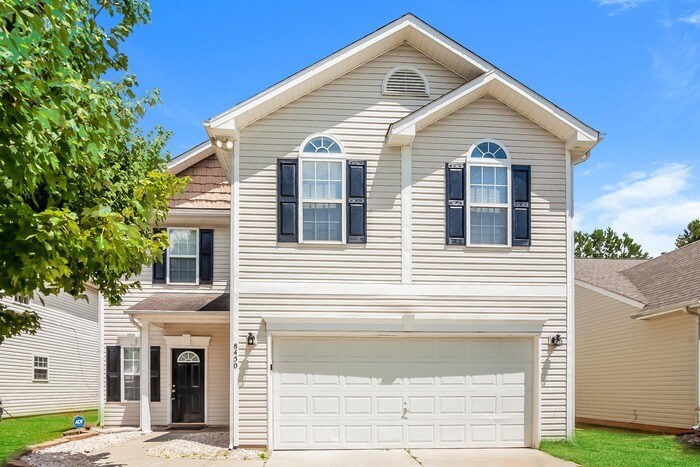 Foto principal - 8450 Newfane Rd