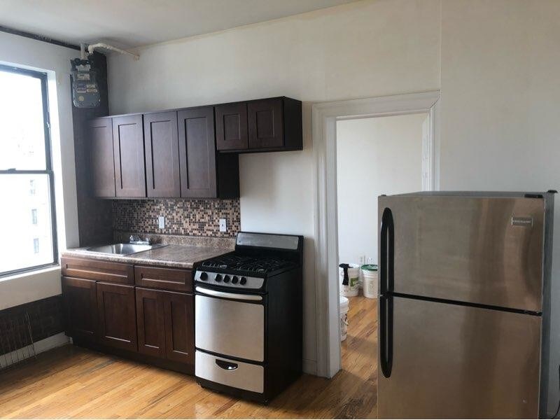 Building Photo - 1090 Eastern Parkway