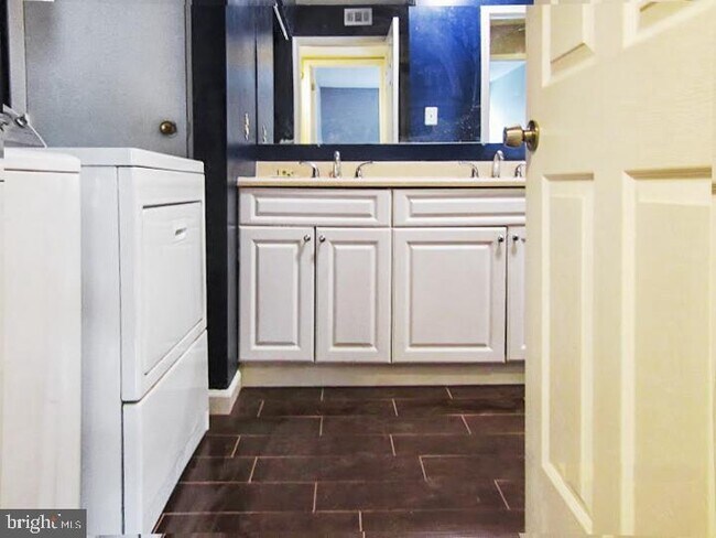 Foto del edificio - 8507 Barrington Ct