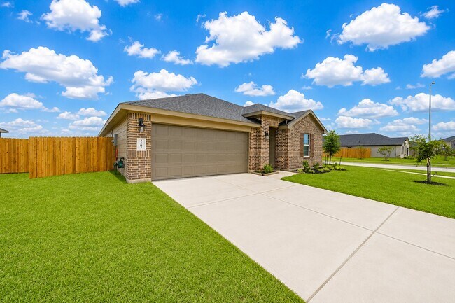 Building Photo - 1502 Splashing Wave Dr