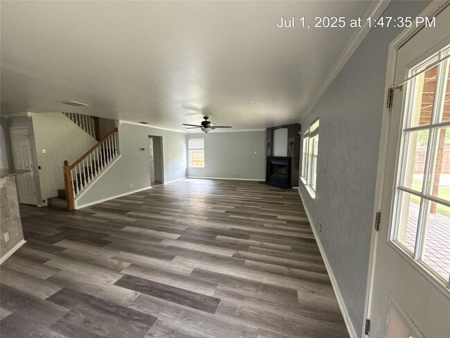 Building Photo - 518 Pecos Cir