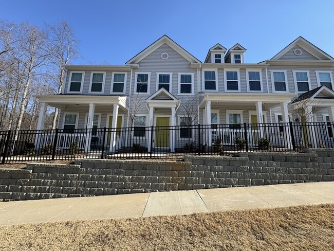 Building Photo - Charming 2 br townhome minutes from histor...