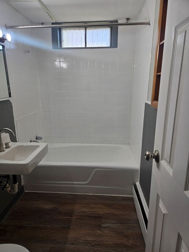 Foto del edificio - $550 - 1 bed 1 bath - Multi-Family