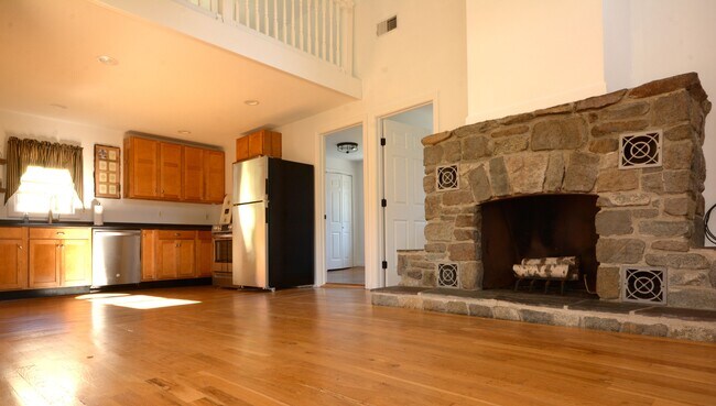 Foto del edificio - 130 Cottage Rd