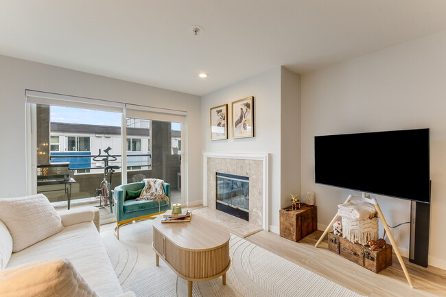 Photo - 1504 Aurora Ave N (Seattle, WA) Townhome