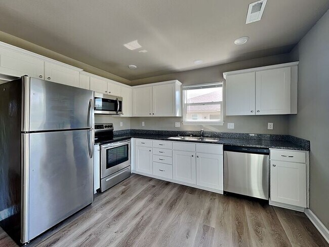 Foto del edificio - 8215 SW 3rd St