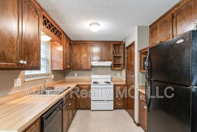 Foto del edificio - 10109 E 67th St