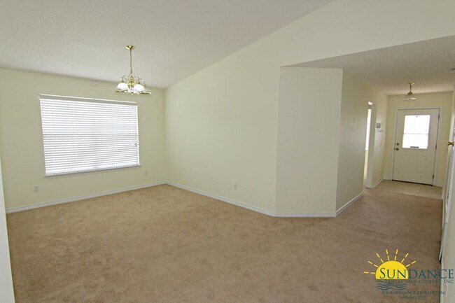 Building Photo - Lovely Home with Deeded Water Access