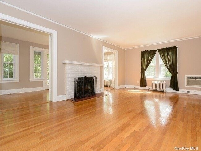 Building Photo - 70 Beechwood Ave