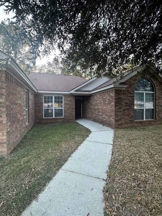 Building Photo - 12 Bass Rock Ct