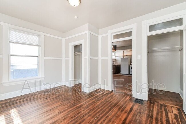 Foto del edificio - 219 Jackson St