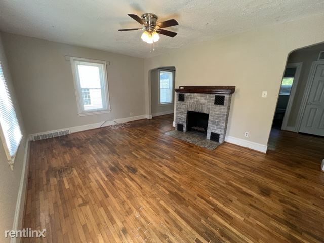 Foto del edificio - 3 br, 1 bath House - 2214 Walker Ave