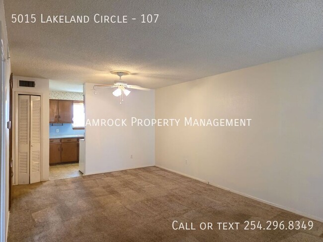 Building Photo - Lakeland Circle Commons - 55+ Community