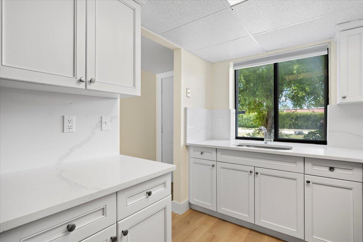 Foto principal - 3666 Pinehurst Dr