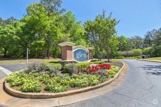 Building Photo - The Glen at Lanier Crossing