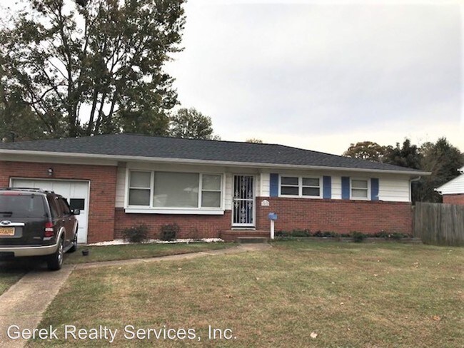 Building Photo - 3 br, 1.5 bath House - 7032 Adele Drive