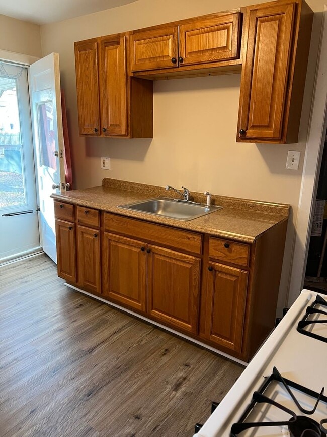 Building Photo - 8452 Paige Ave