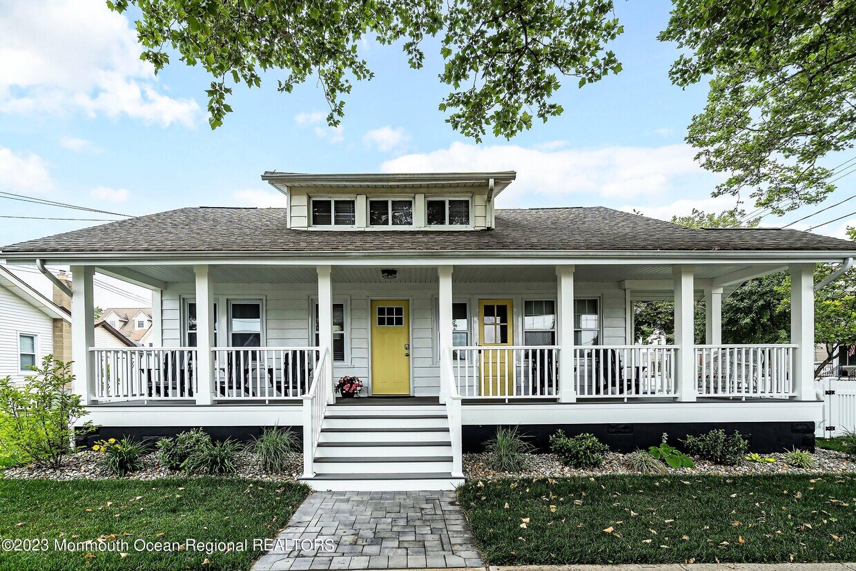 Foto principal - 1401 B St