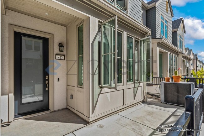 Building Photo - 842 Anson Ln