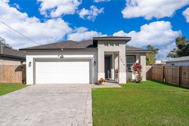 Foto del edificio - 1519 Indiana St