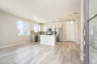 Building Photo - 1320 Hoyt St