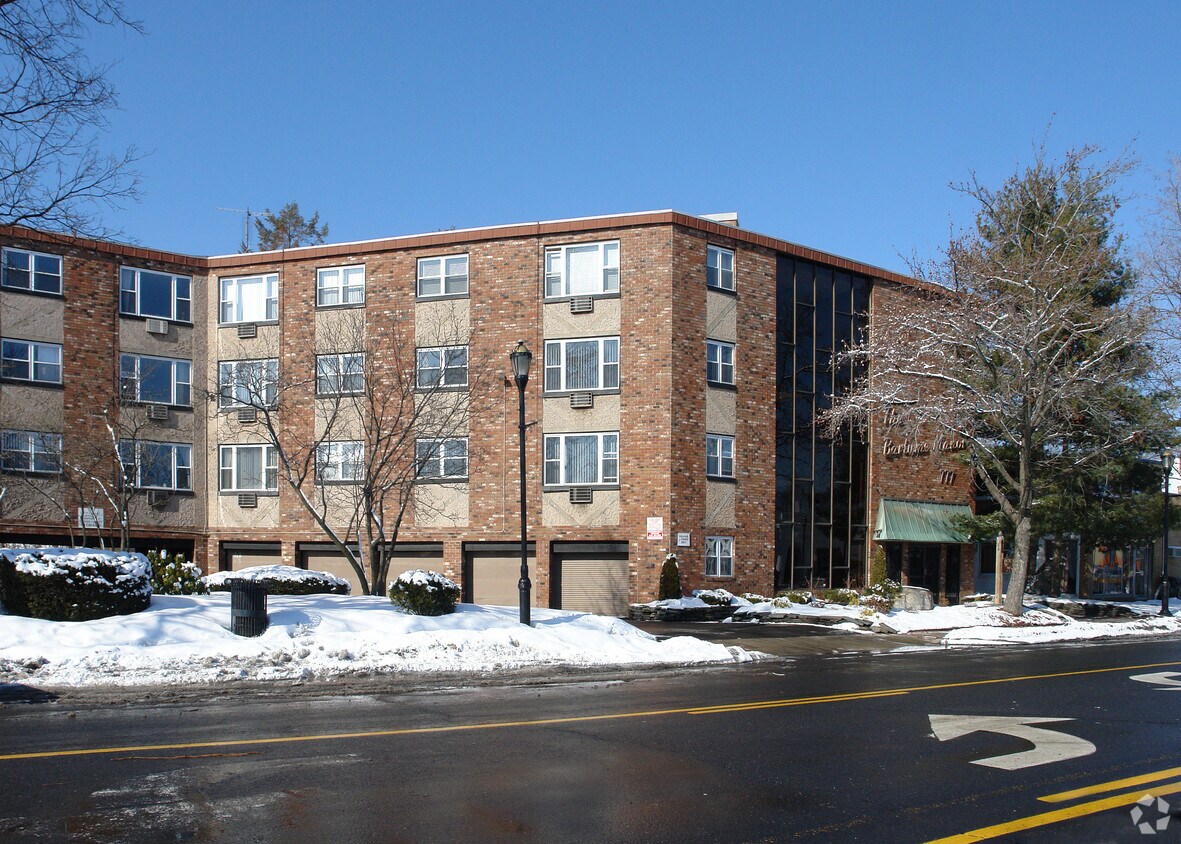 Foto del edificio - Bally Apartments