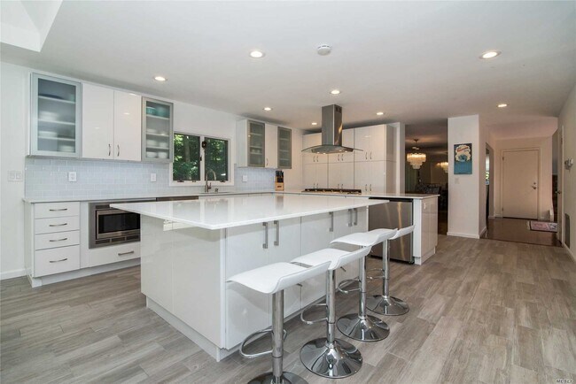 Foto del edificio - 7 Partridge Ln