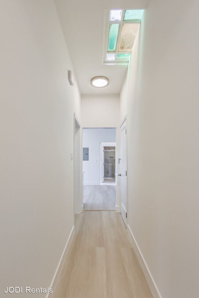 Foto del edificio - 2 br, 1 bath House - 1139 Kearny St