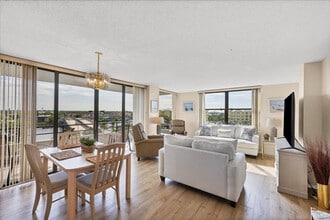 Building Photo - 7F38C9 Siesta Key