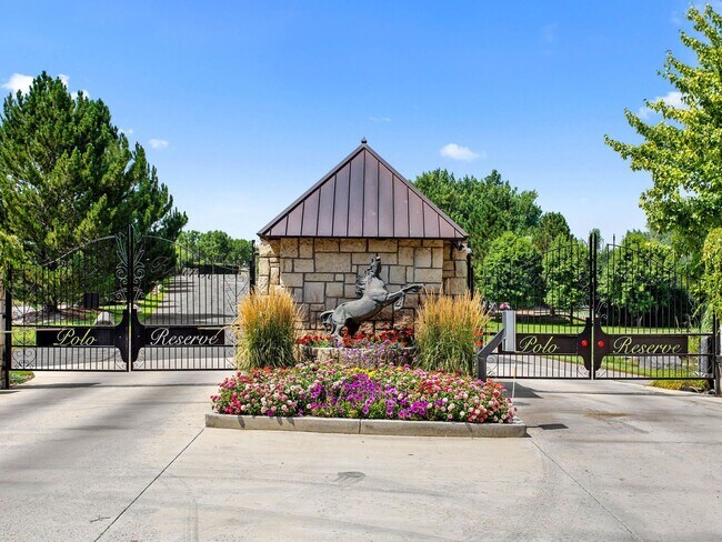 Building Photo - 7125 Polo Ridge Dr