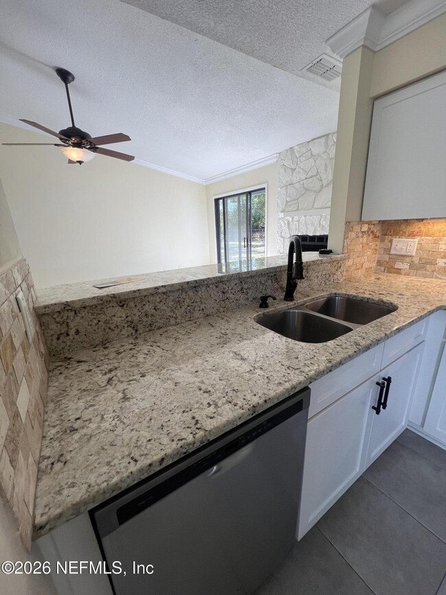 Building Photo - 4928 Astoria Ct