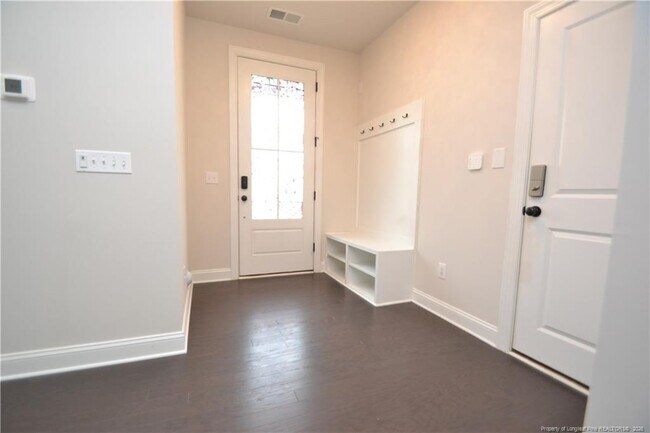 Foto del edificio - 820 Grafton Peak Ln