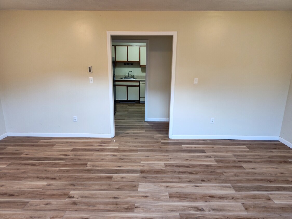 Foto principal - 200 Manville Hill Rd