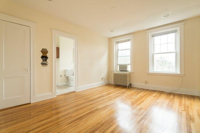 Foto del edificio - 288 Chestnut Hill Ave